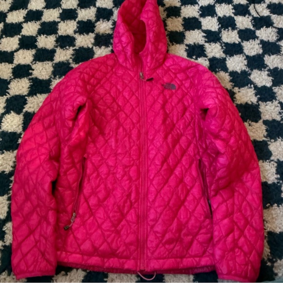 The North Face Jackets & Blazers - North Face Pink Thermoball Hoodie Jacket  M